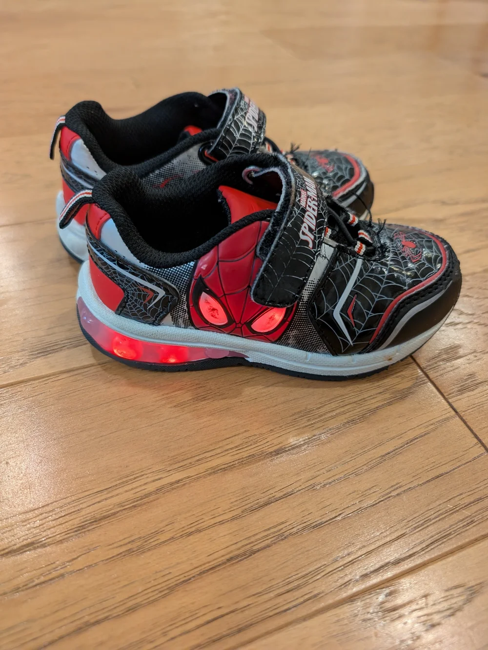 5 Pair Boys Shoes Bundle Size 9/10 , Spider-Man Sneakers, Western Chief Boots
